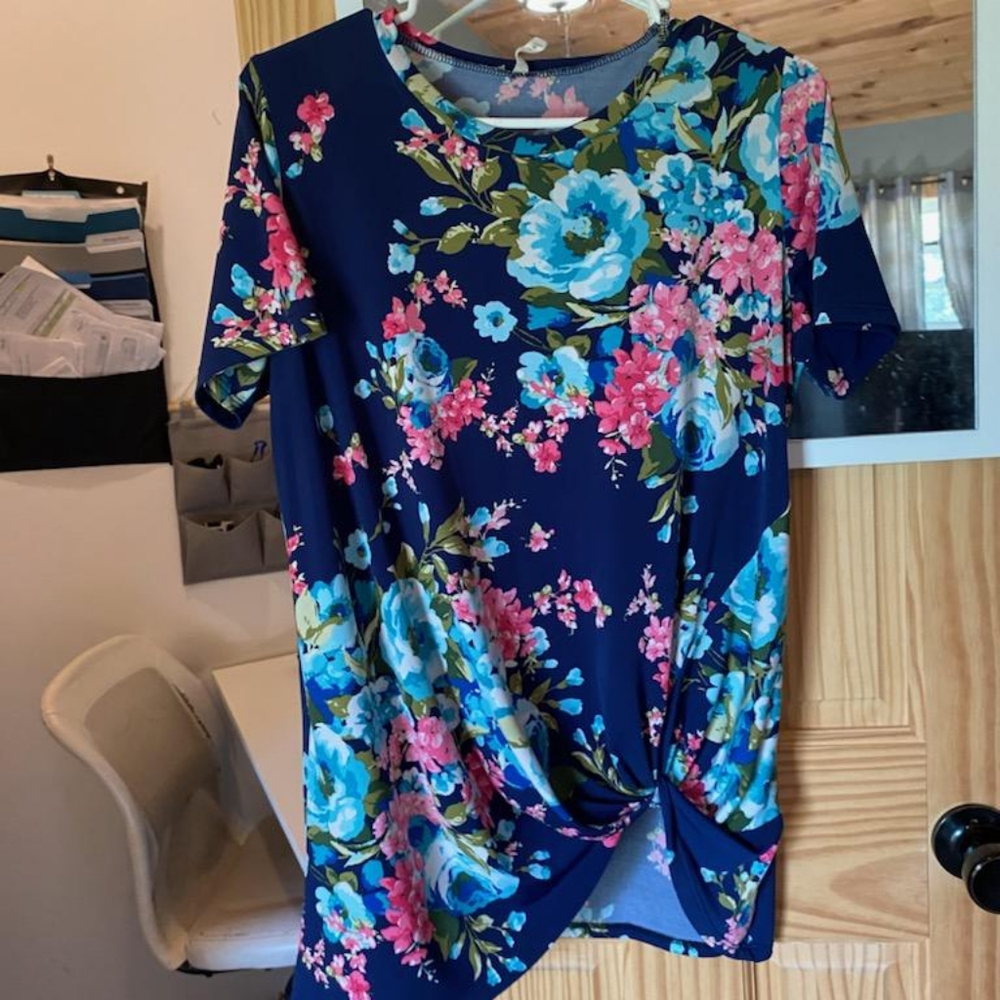Navy blue floral top
